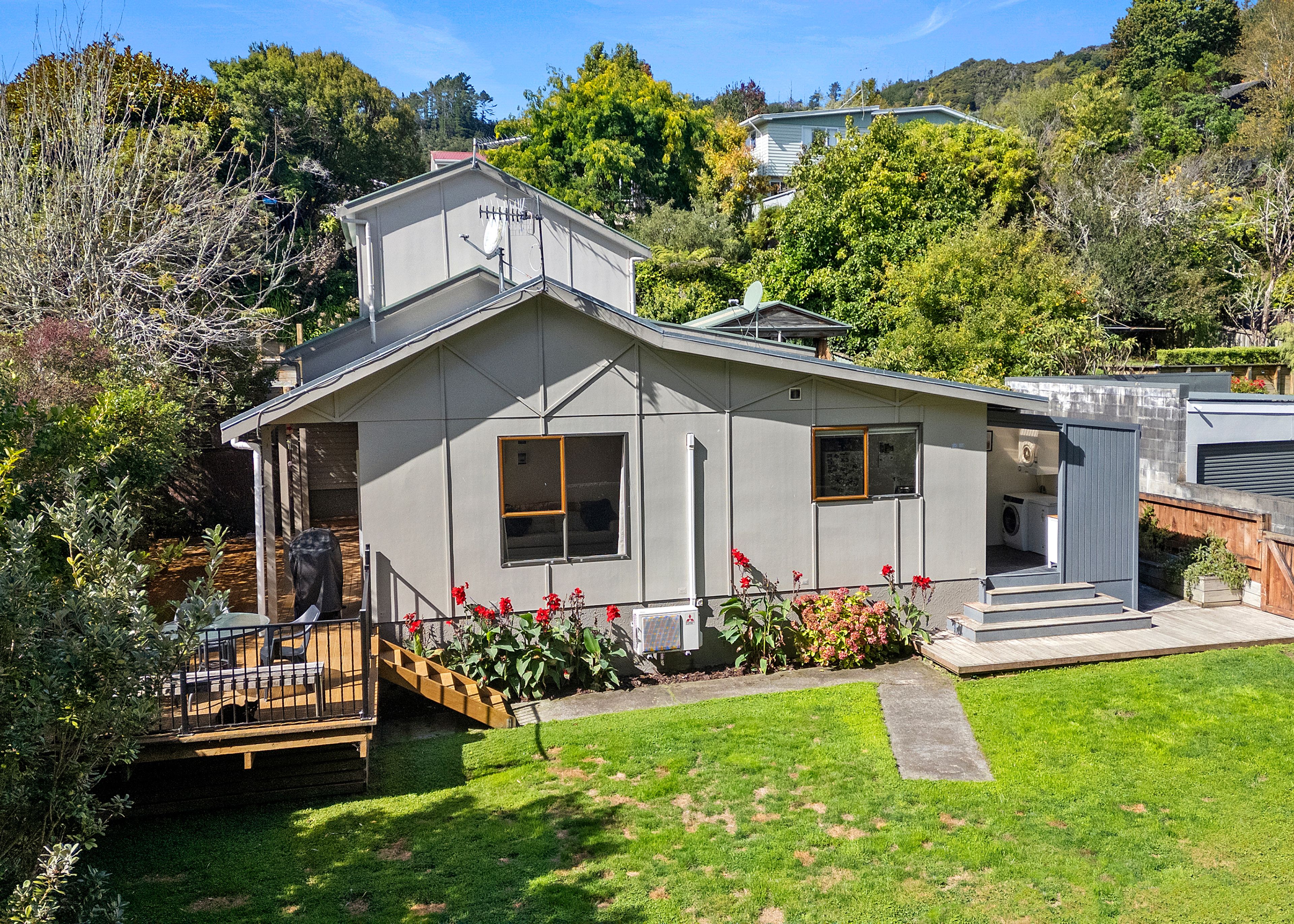 5b Taunton Way, Pinehaven, Upper Hutt City, Wellington | Tall Poppy