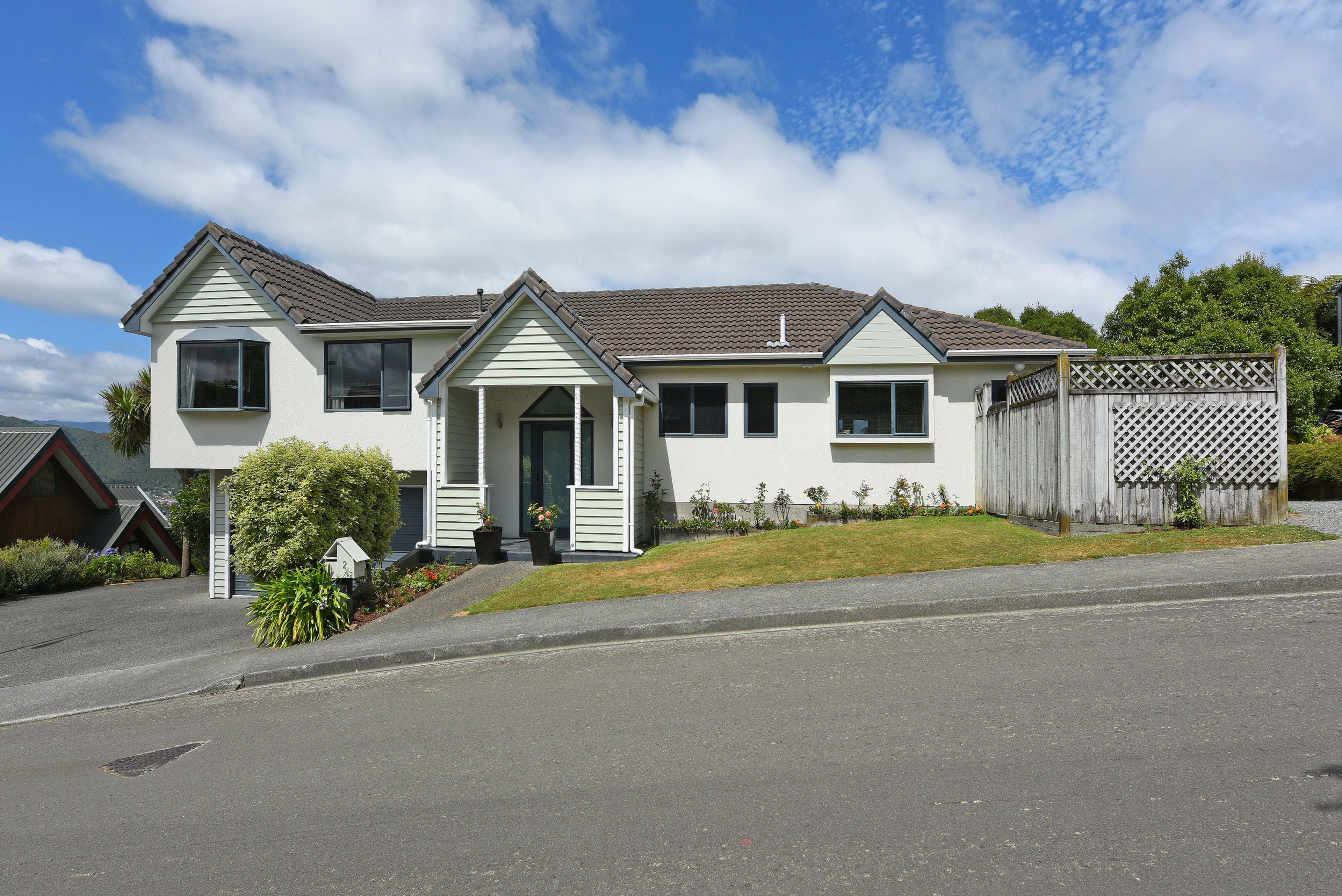 2 Avonlea Grove, Belmont, Lower Hutt City, Wellington | Tall Poppy
