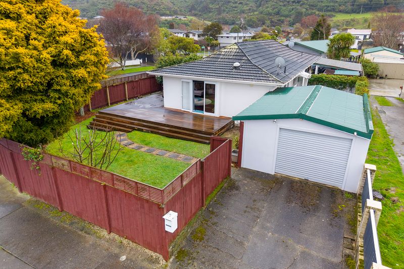 1 Harvard Grove, Totara Park, Upper Hutt City