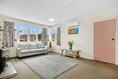 11 Davis Crescent, Elderslea, Upper Hutt City, Wellington | Tall Poppy 
