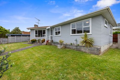 2 Whirinaki Crescent, Heretaunga, Upper Hutt City, Wellington | Tall Poppy 
