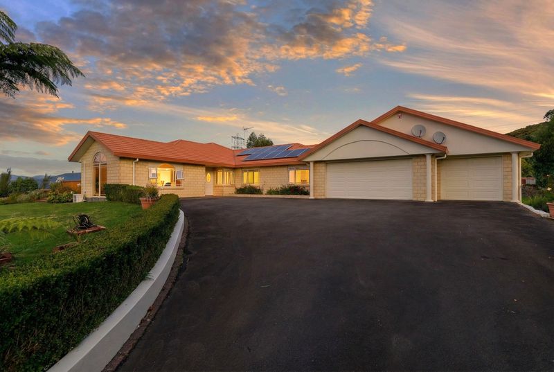 85 Emerald Hill Drive, Birchville, Upper Hutt City