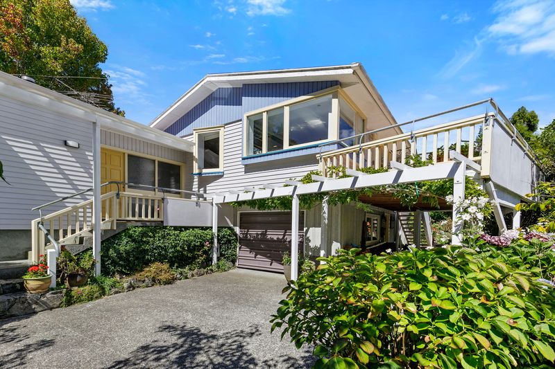 16 Fendalton Crescent, Pinehaven, Upper Hutt City