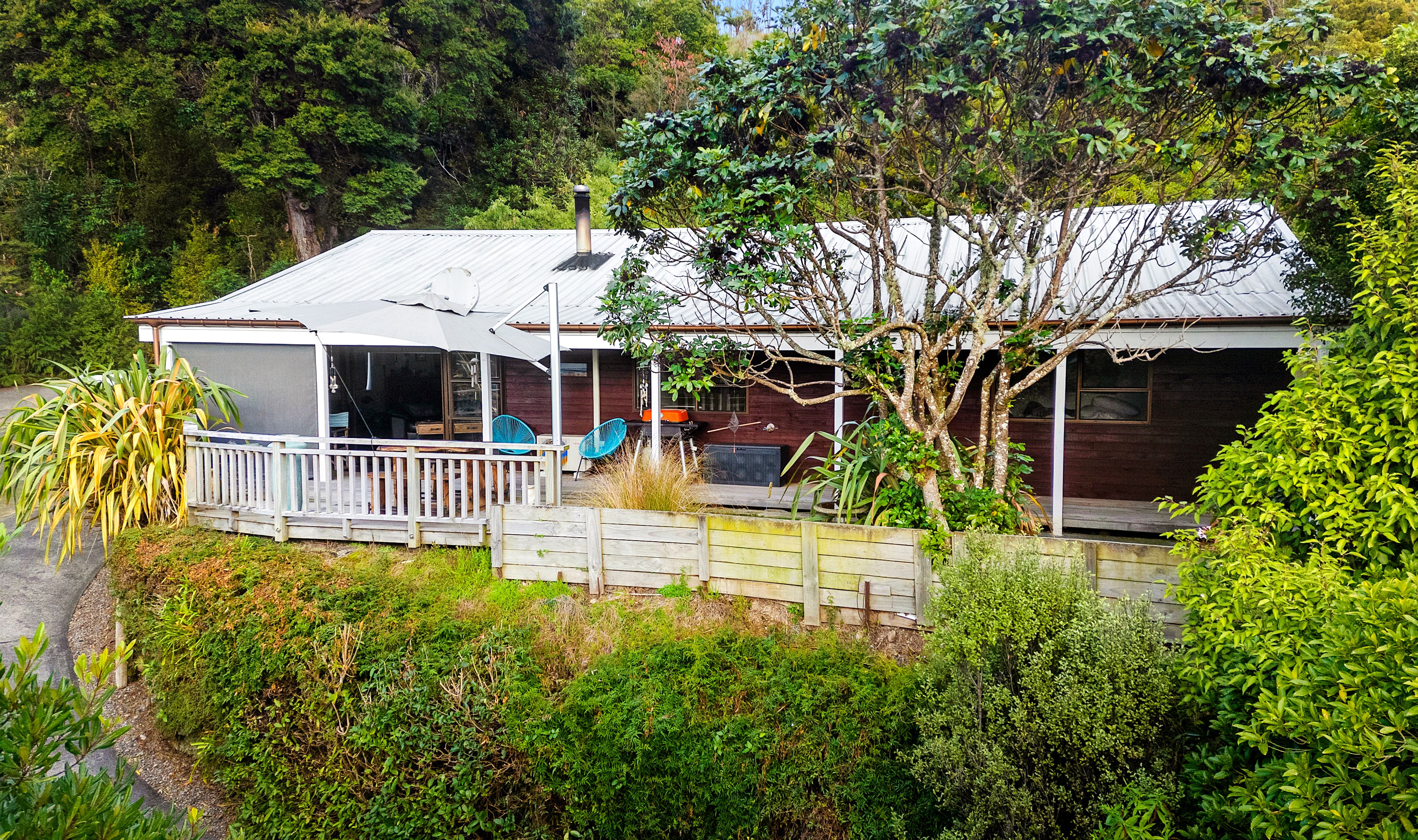 35 Amber Grove, Birchville, Upper Hutt City, Wellington | Tall Poppy