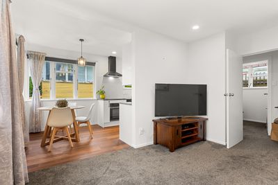 8 Piko Street, Titahi Bay, Porirua City, Wellington | Tall Poppy 