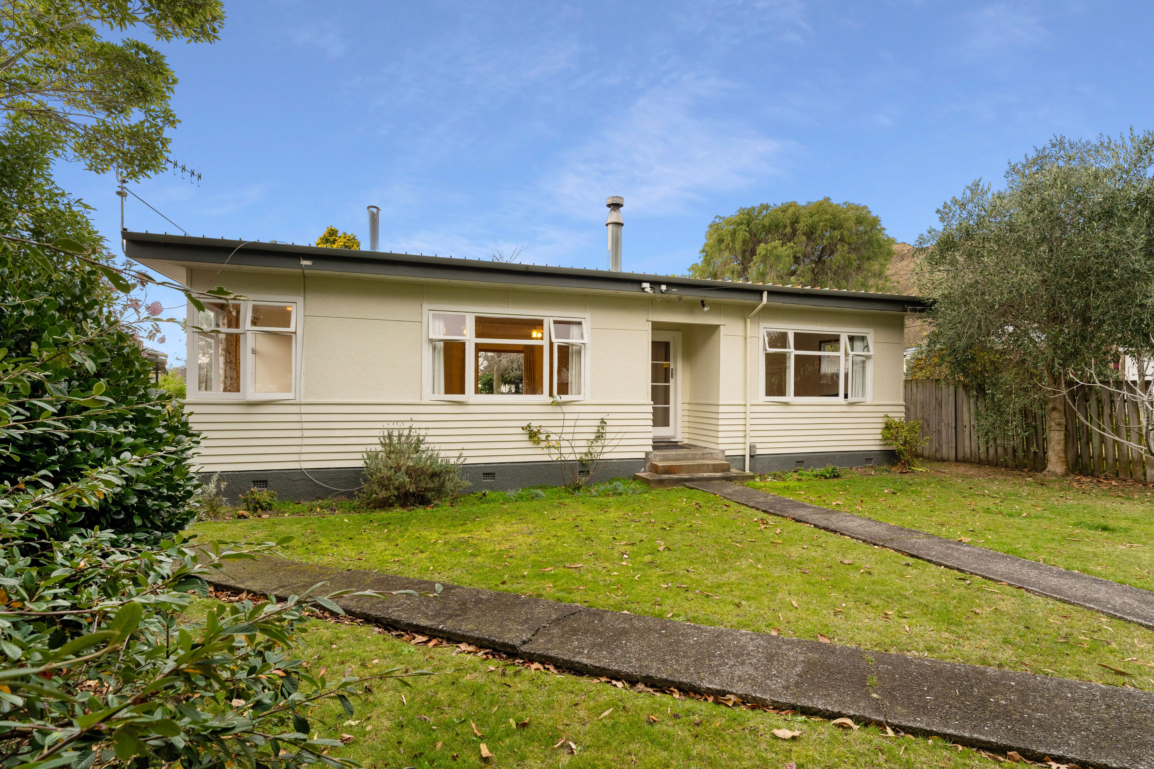 13 Tongariro Street, Paraparaumu, Kapiti Coast, Wellington | Tall Poppy