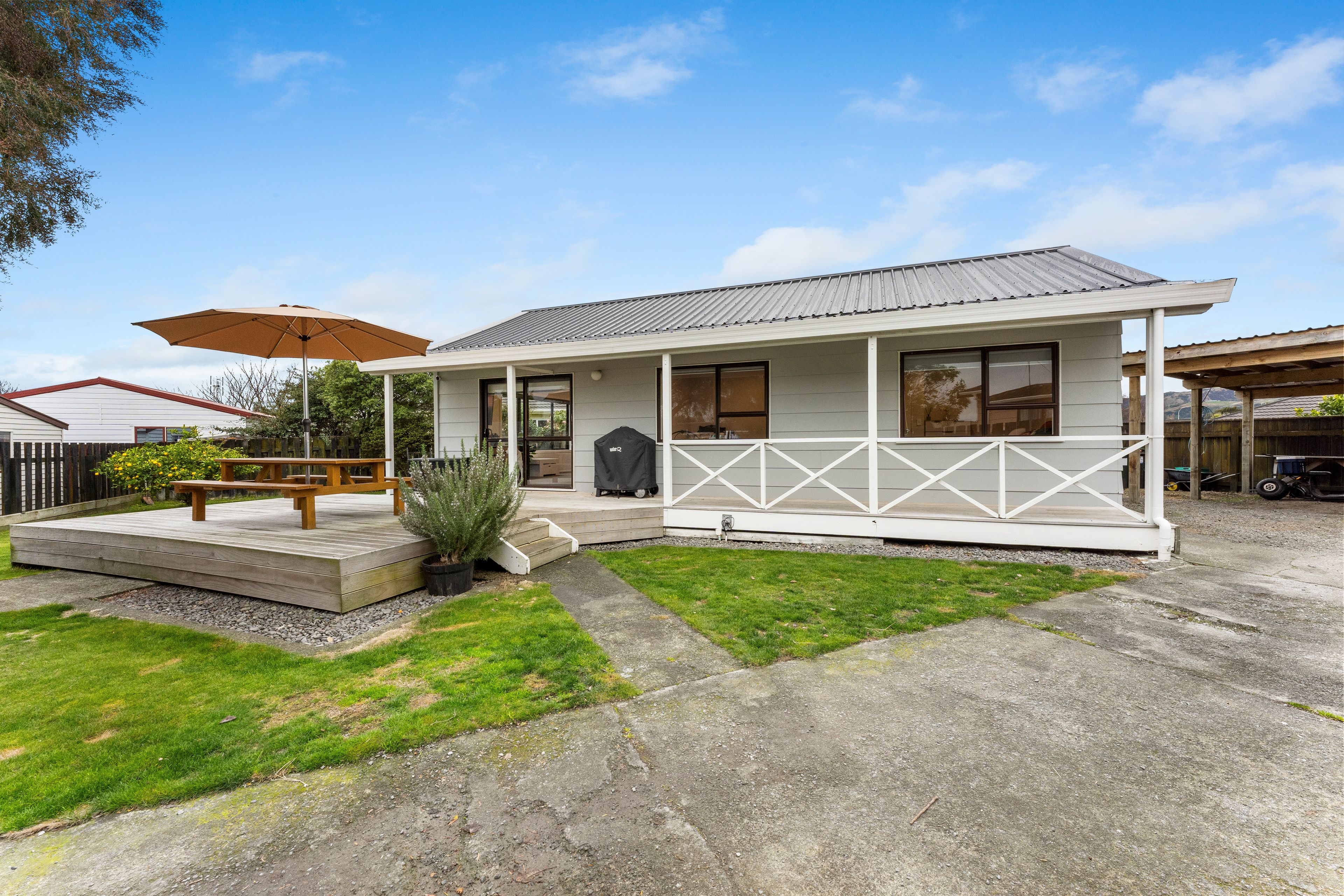 15B Rosewood Place, Paraparaumu, Kapiti Coast, Wellington | Tall Poppy