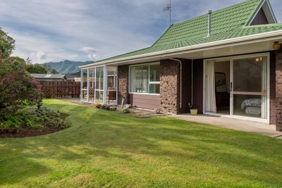 6A Wakefield Grove, Waikanae, Kapiti Coast, Wellington | Tall Poppy 