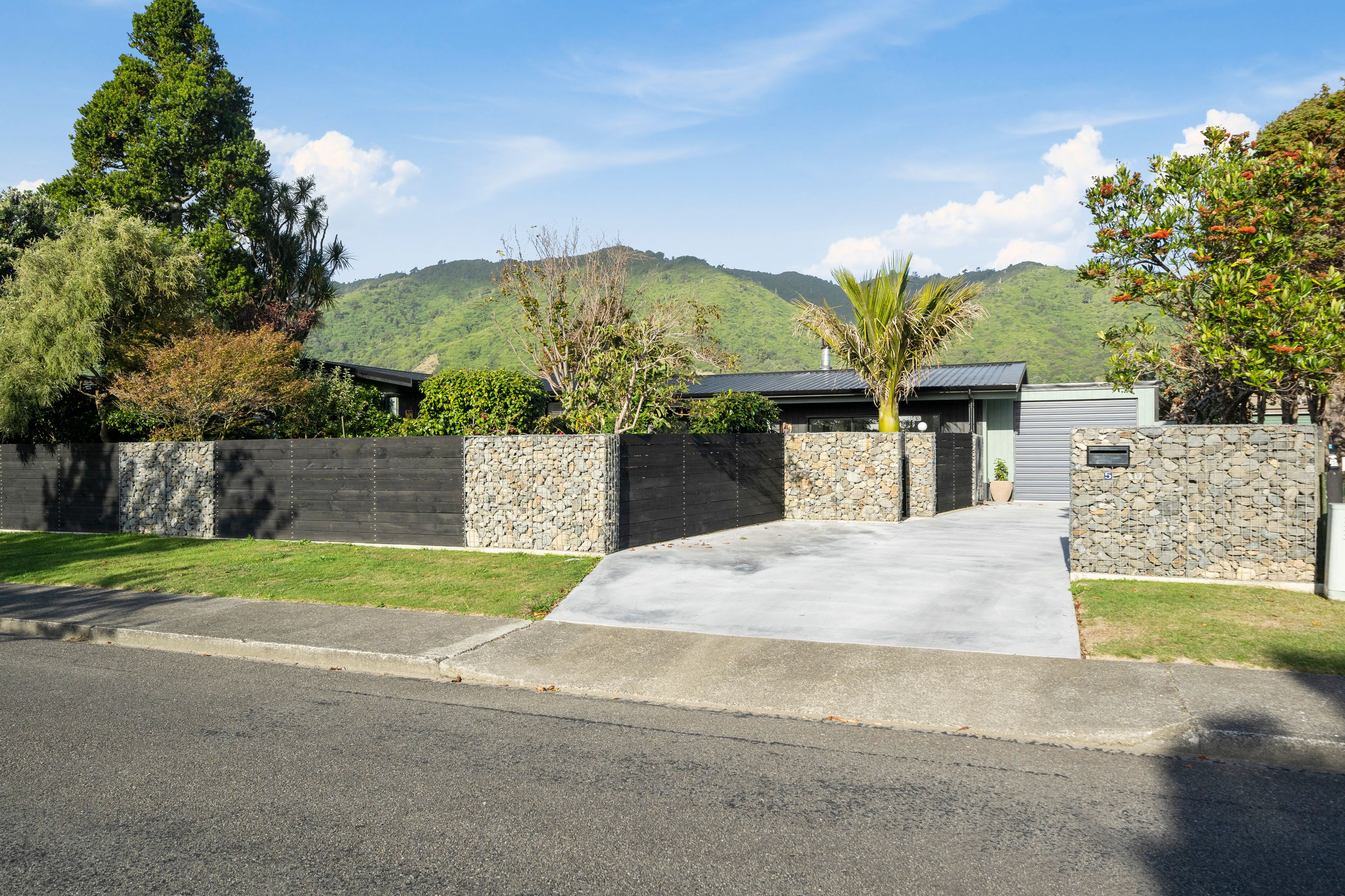 5 Belvedere Avenue, Waikanae, Kapiti Coast, Wellington | Tall Poppy