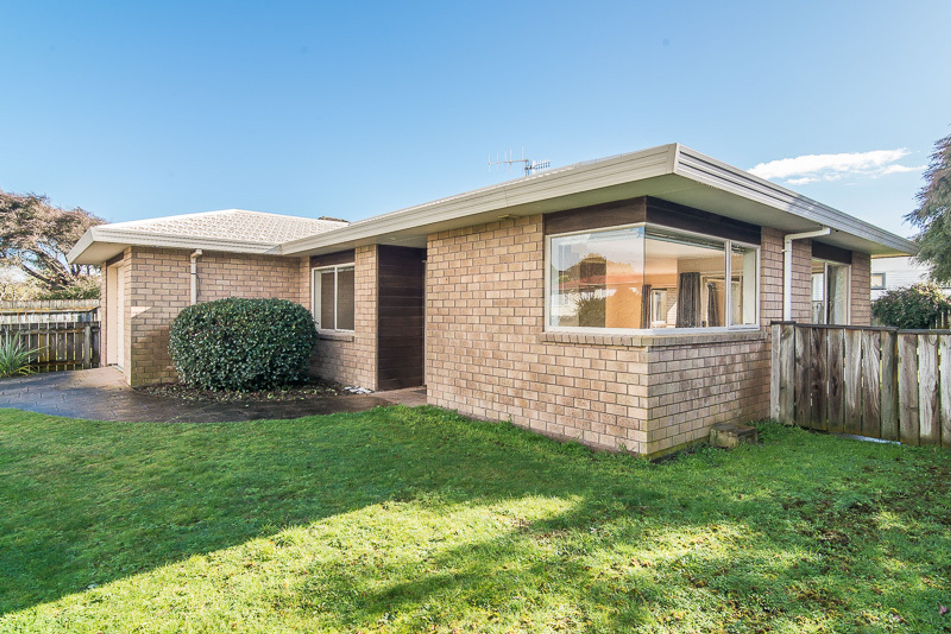 23 Michael Road, Paraparaumu Beach, Kapiti Coast, Wellington | Tall Poppy