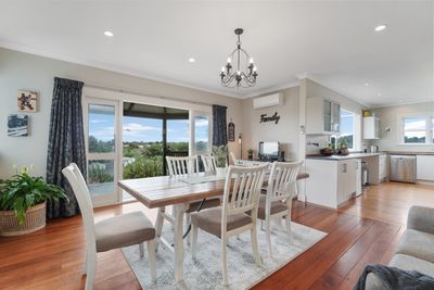 2 Lambert Way, Paraparaumu, Kapiti Coast, Wellington | Tall Poppy 