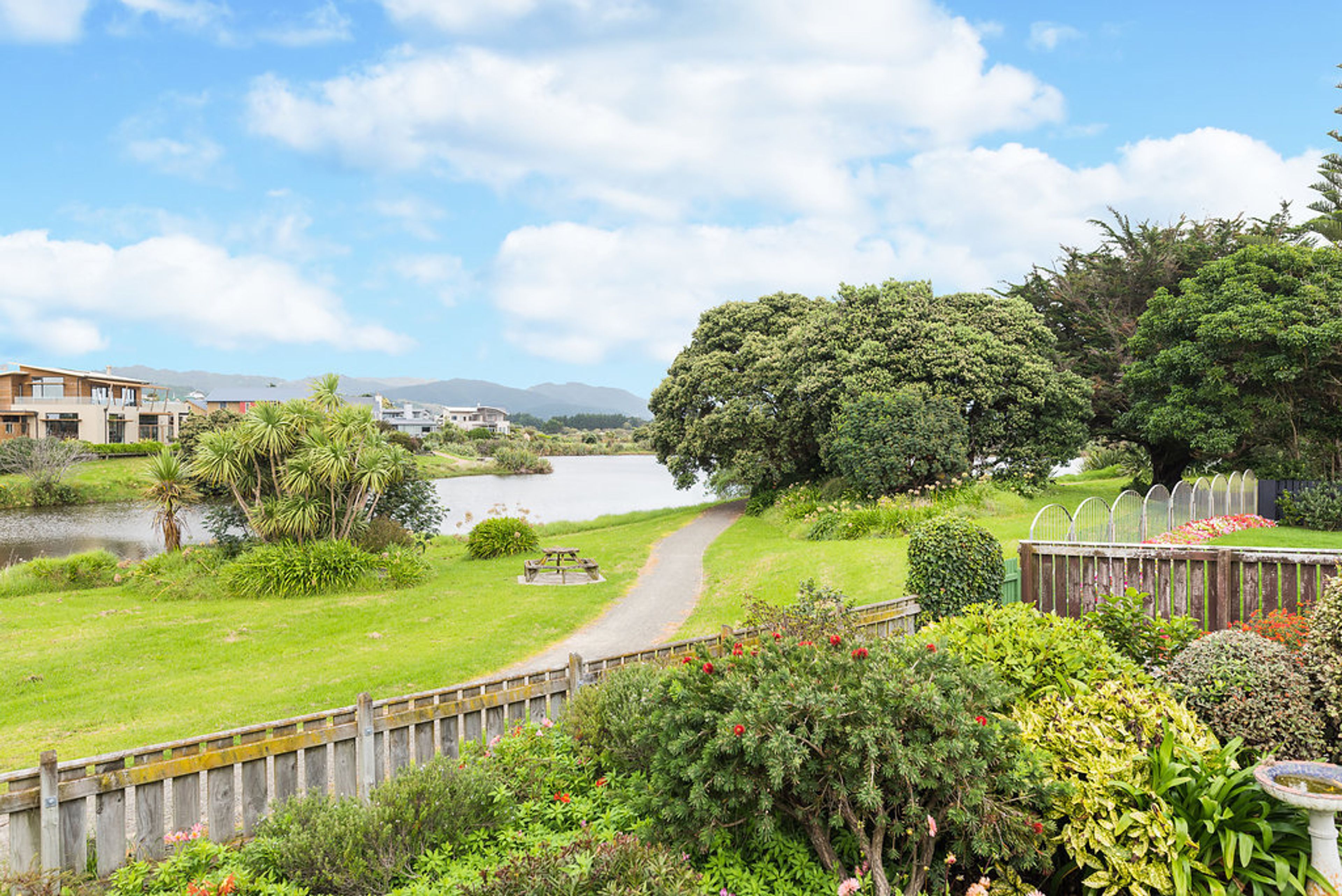 194 Tutere Street, Waikanae Beach, Kapiti Coast, Wellington | Tall Poppy