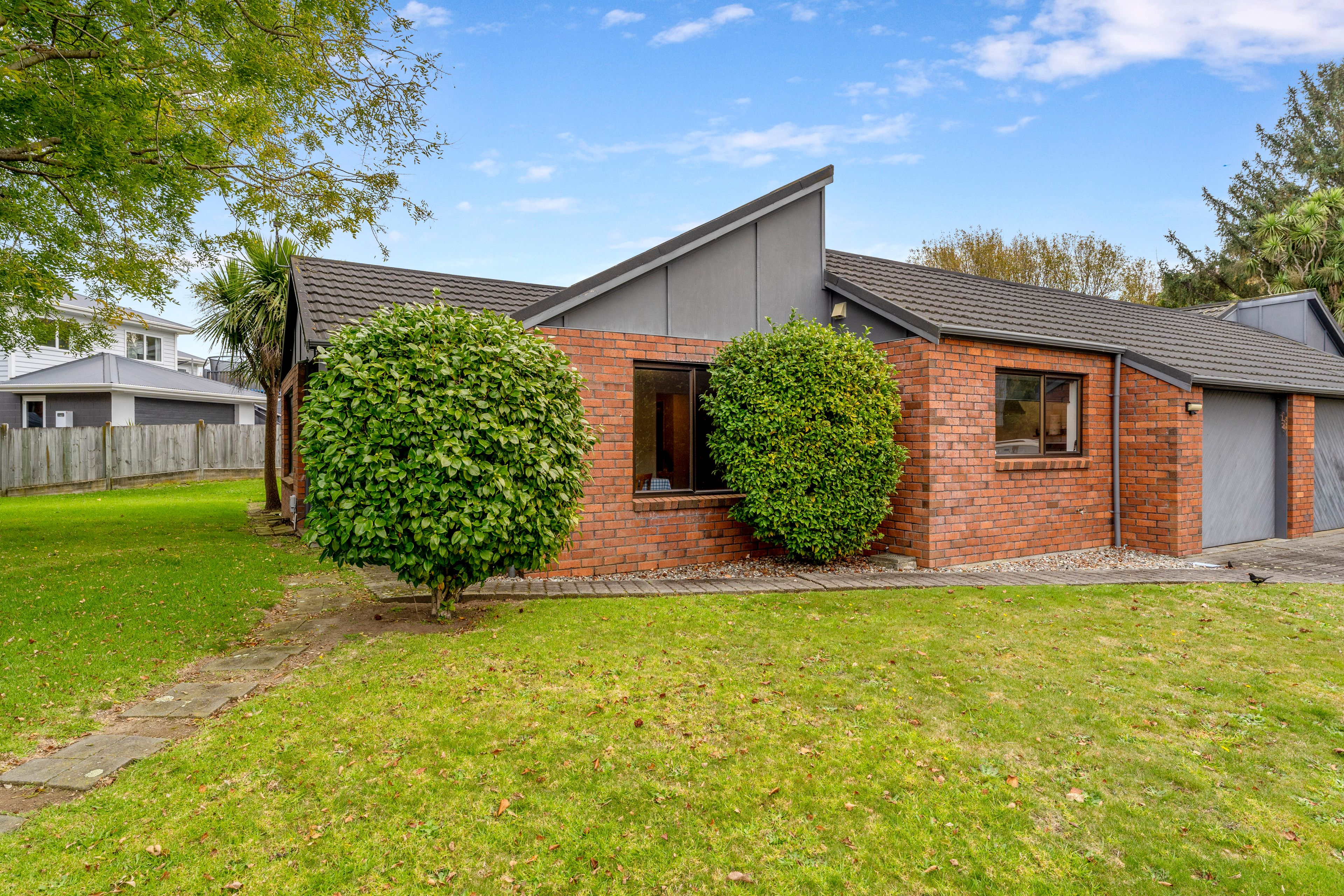 6 Kew Grove, Raumati Beach, Kapiti Coast, Wellington | Tall Poppy