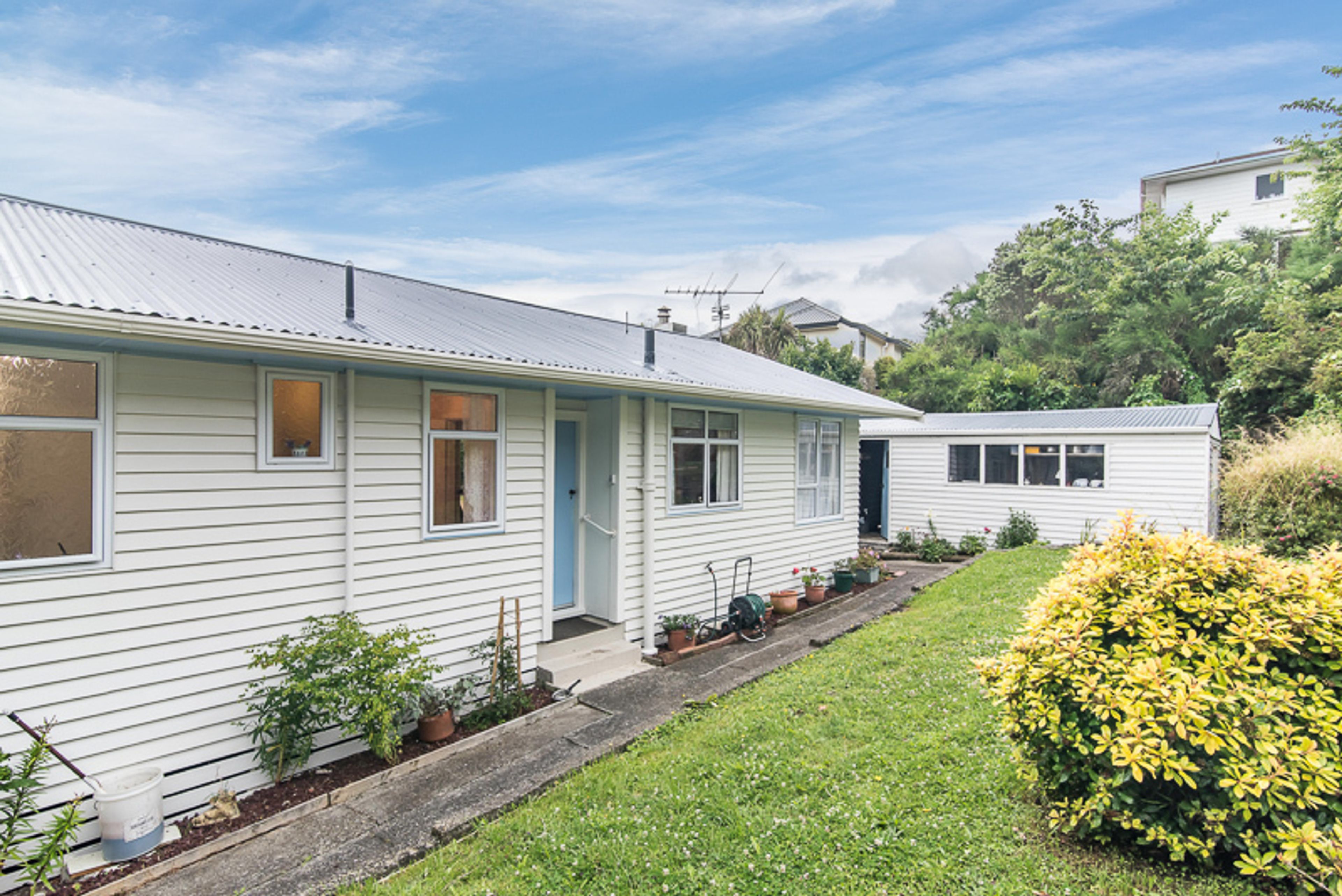 8 Cunliffe Street, Johnsonville, Wellington City, Wellington | Tall Poppy