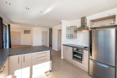 4 Barry Curtis Place, Levin, Horowhenua, Manawatu | Tall Poppy 