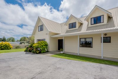 8 Gordon Place, Levin, Horowhenua, Manawatu | Tall Poppy 
