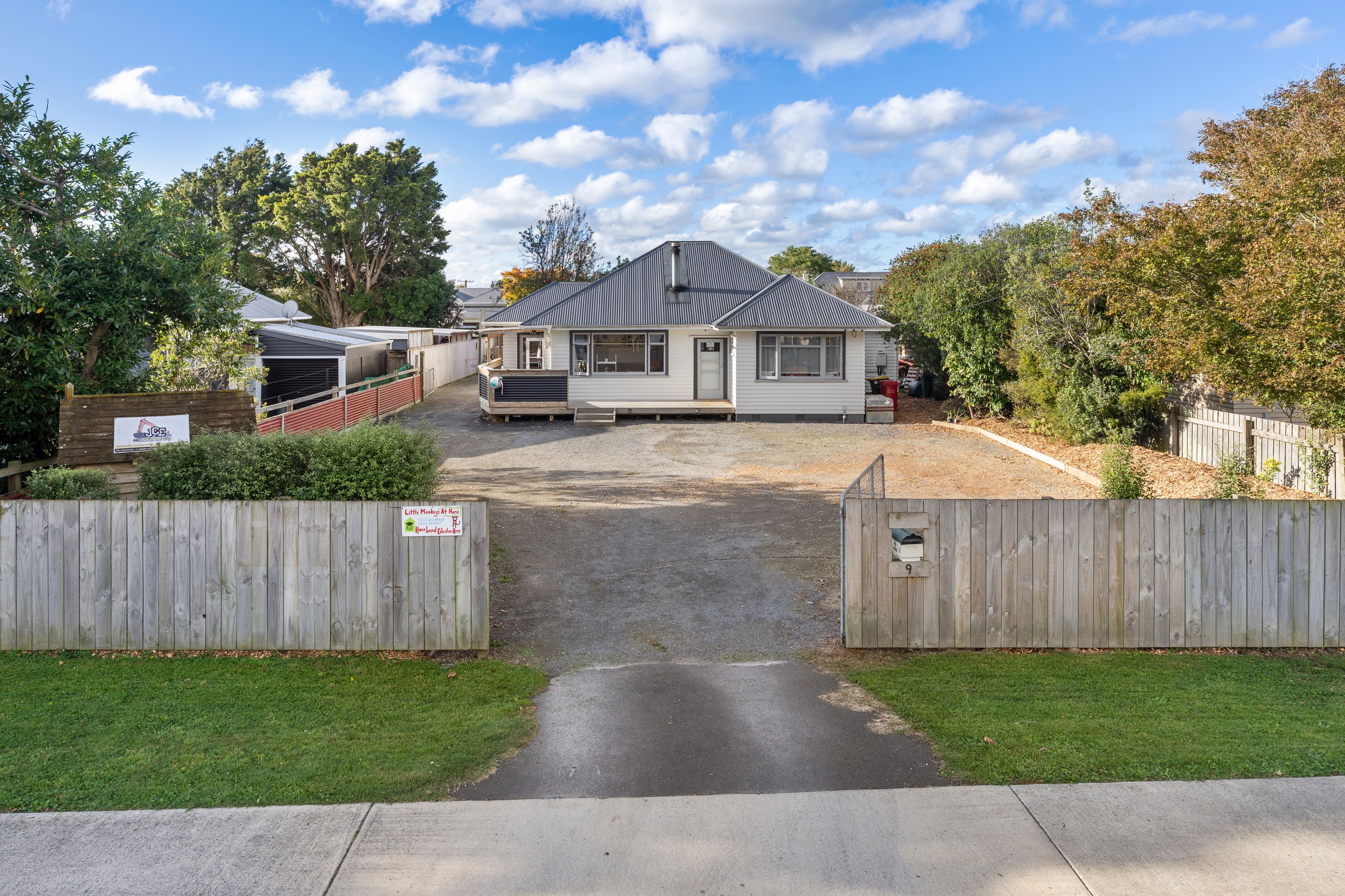 9 Montgomery Street, Levin, Horowhenua, Manawatu | Tall Poppy