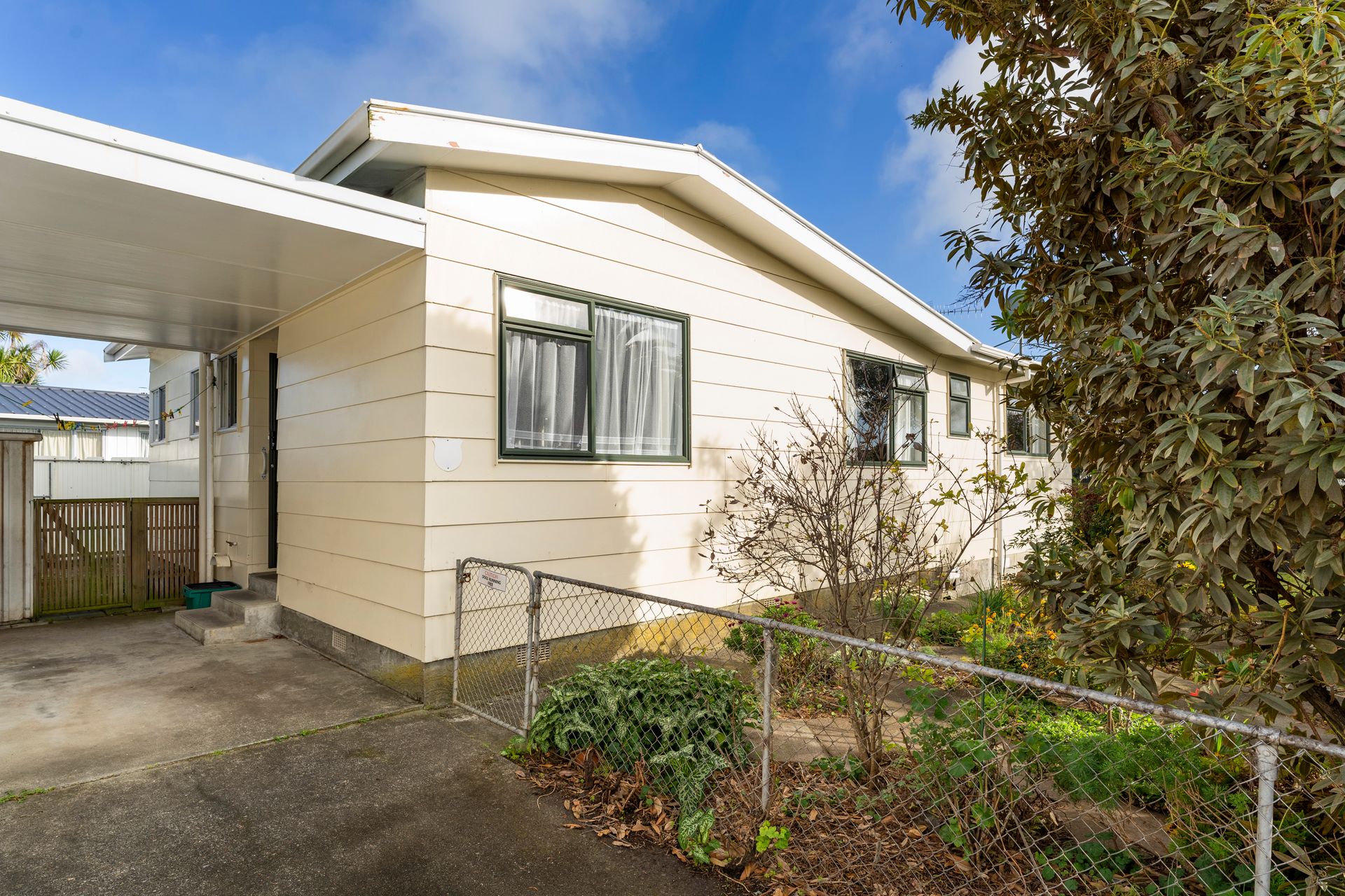 3 Cypress Grove, Paraparaumu, Kapiti Coast, Wellington | Tall Poppy