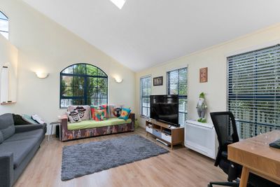36 Kentwood Drive, Woodridge, Wellington City, Wellington | Tall Poppy 