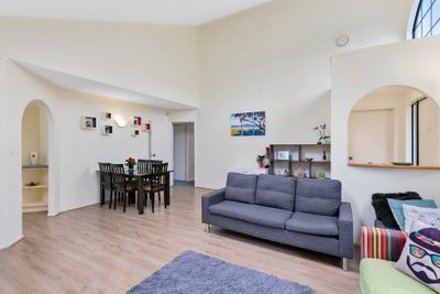 36 Kentwood Drive, Woodridge, Wellington City, Wellington | Tall Poppy 