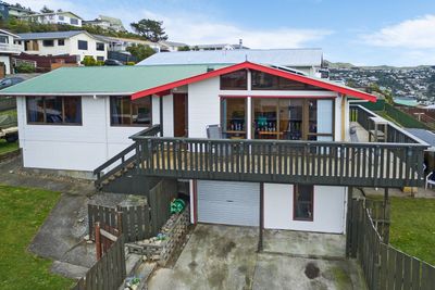 6 Rice Crescent, Newlands, Wellington City, Wellington | Tall Poppy 
