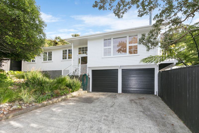 2 Orissa Crescent, Broadmeadows, Wellington City