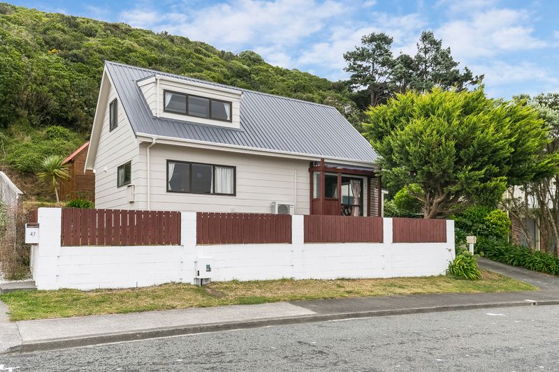 49 Nalanda Crescent, Broadmeadows, Wellington City