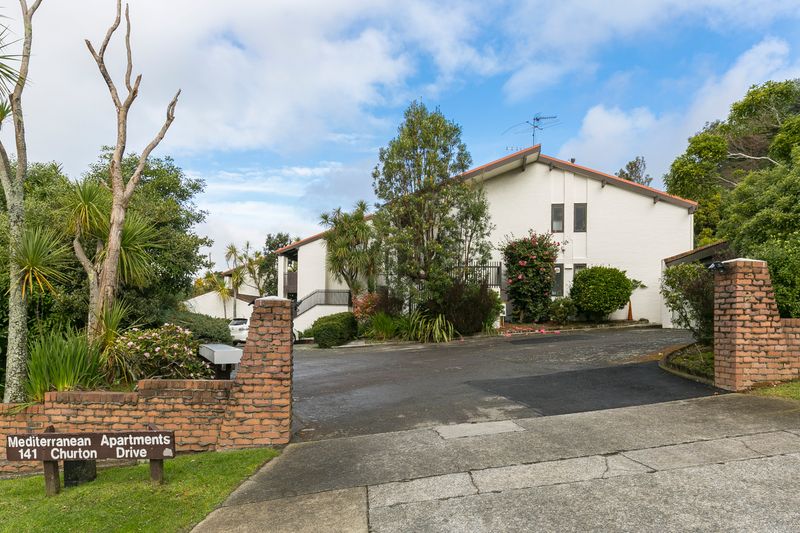 I/141 Churton Drive, Churton Park, Wellington City