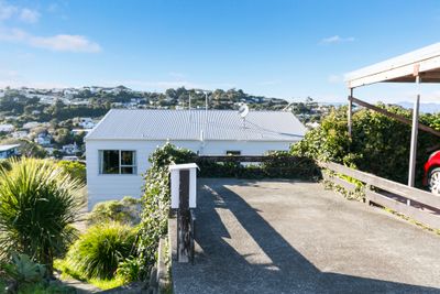 32A Cheltenham Terrace, Newlands, Wellington City, Wellington | Tall Poppy 