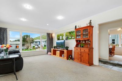 74 Raroa Terrace, Tawa, Wellington City, Wellington | Tall Poppy 