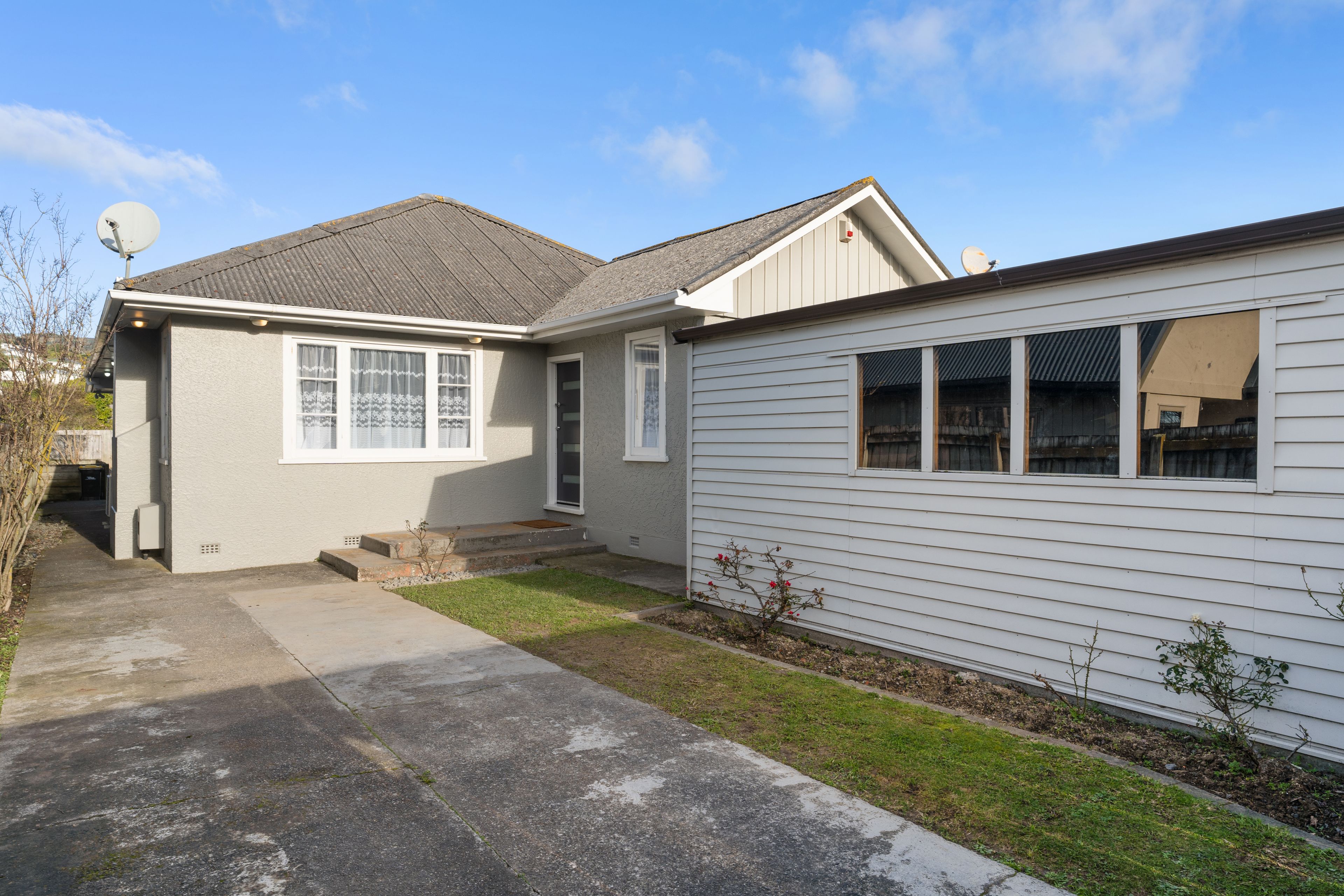 10 Cambridge Street, Tawa, Wellington City, Wellington | Tall Poppy