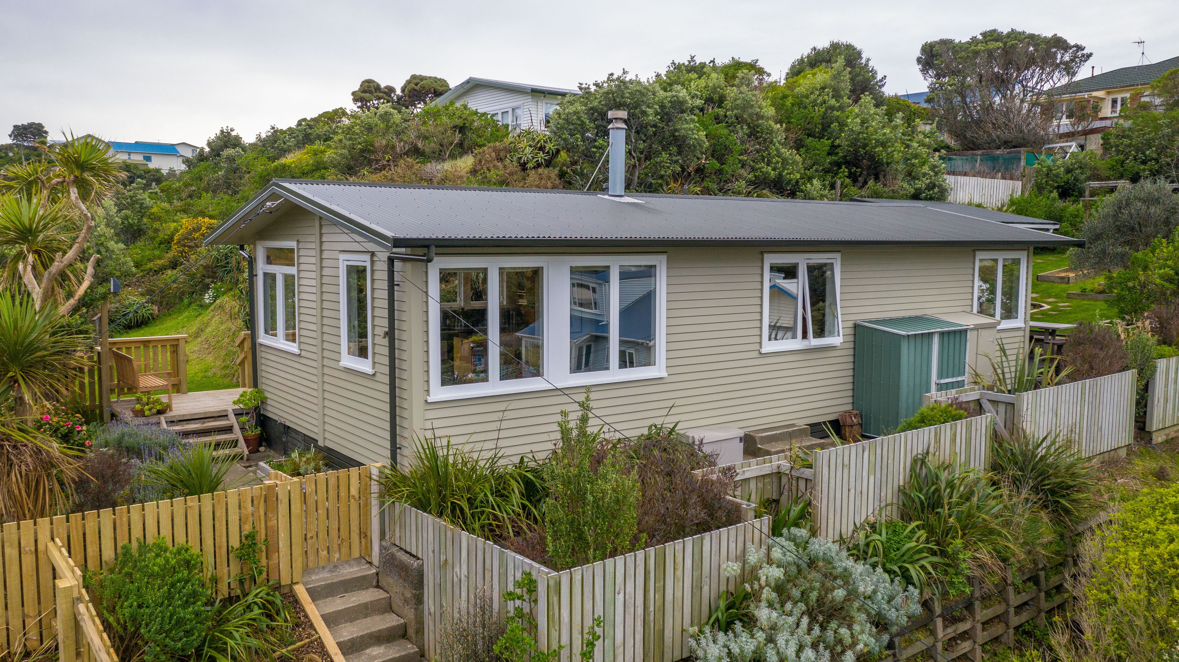 99 Houghton Bay Road, Houghton Bay, Wellington City, Wellington | Tall Poppy