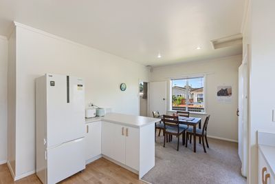 76 Oxford Street, Tawa, Wellington City, Wellington | Tall Poppy 