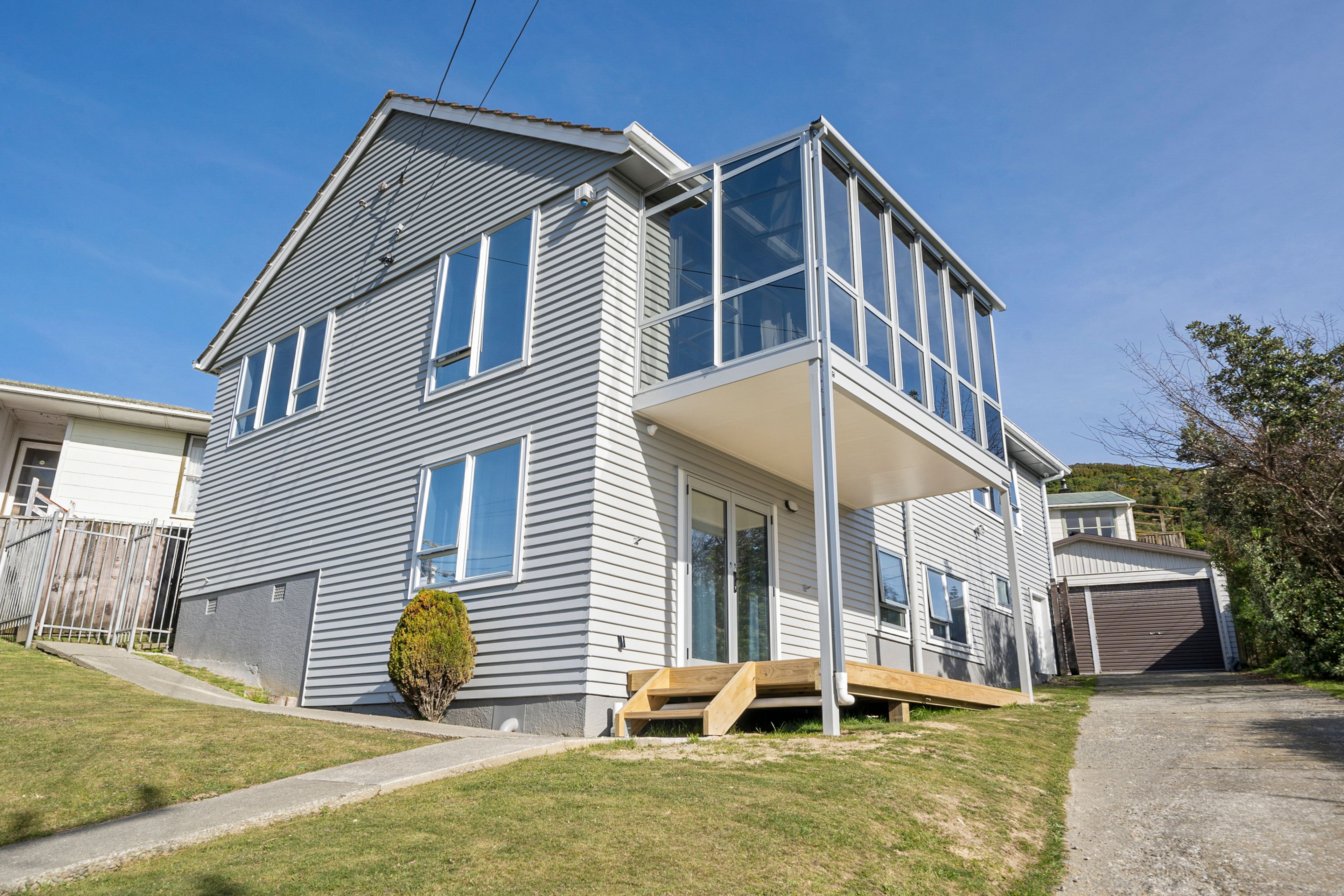 14 Aparangi Crescent, Elsdon, Porirua City, Wellington | Tall Poppy
