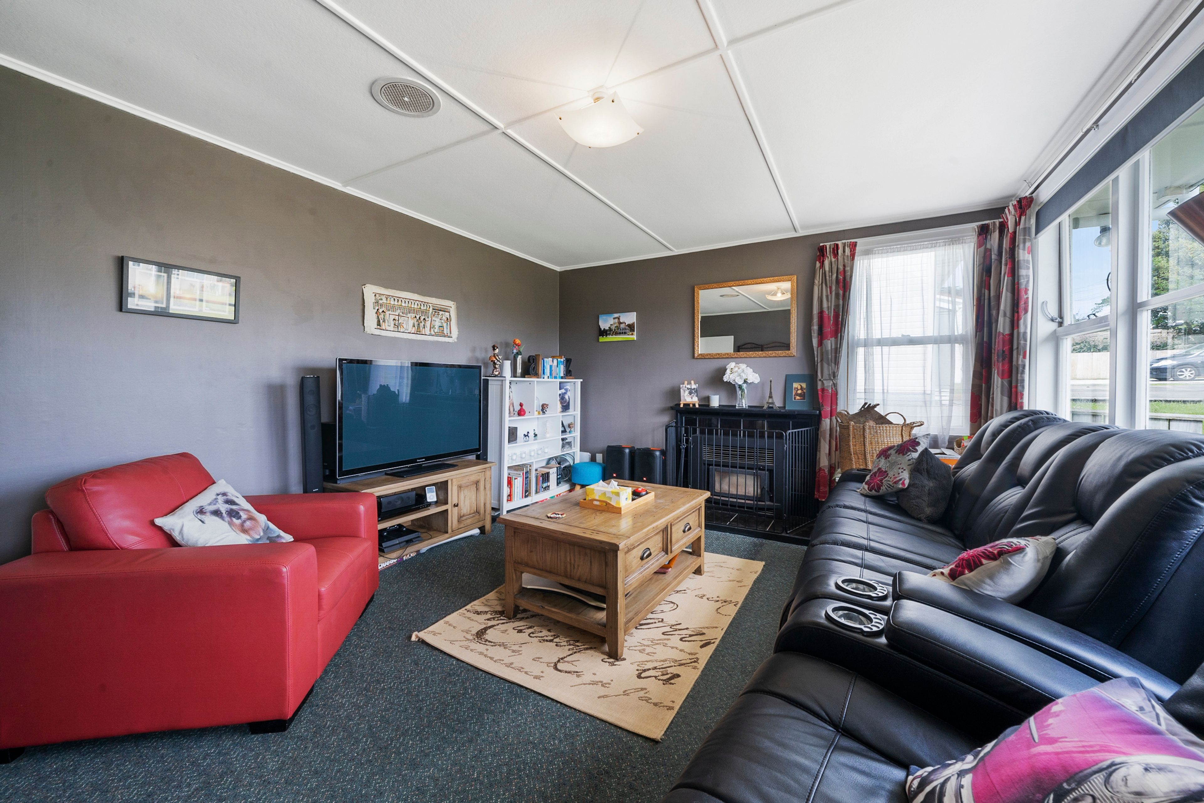11 Tuki Street, Titahi Bay, Porirua City, Wellington | Tall Poppy