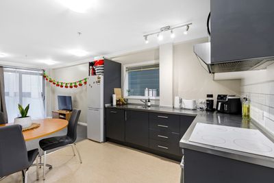 212/15 Holland Street, Te Aro, Wellington City, Wellington | Tall Poppy 