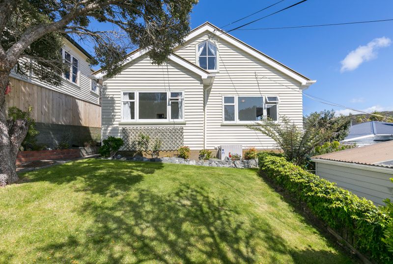 4 Aplin Terrace, Ngaio, Wellington City