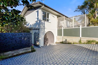 279 Mitchell Street, Brooklyn, Wellington City, Wellington | Tall Poppy 